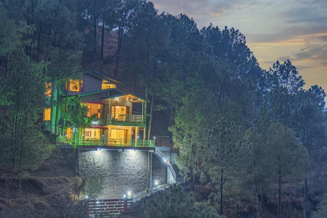 Asdaed Apartment Kasauli Luaran gambar